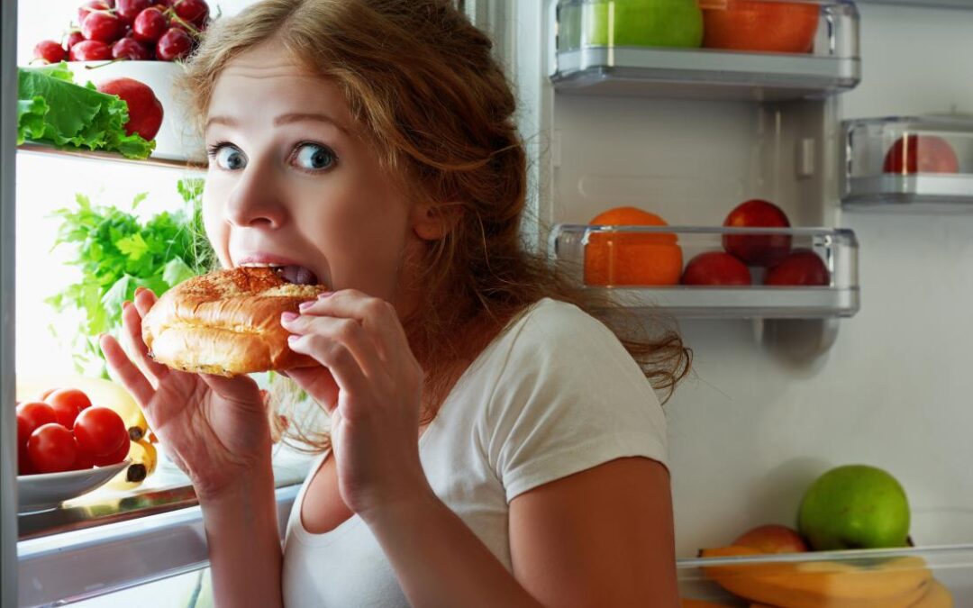 Three Ways to Avoid Overeating at Meals
